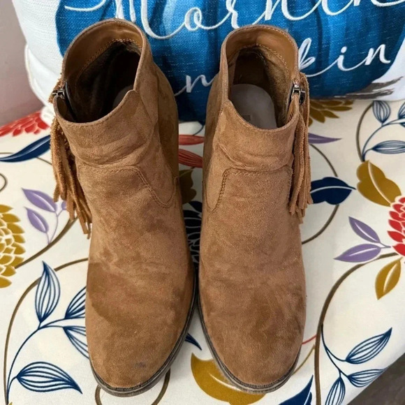 MIA • Lissa Leather Fringe Booties - Picture 6 of 10